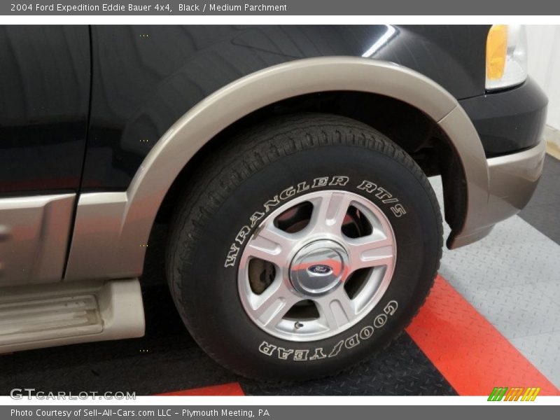 Black / Medium Parchment 2004 Ford Expedition Eddie Bauer 4x4