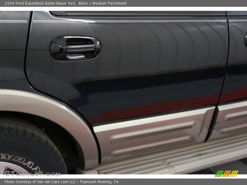 Black / Medium Parchment 2004 Ford Expedition Eddie Bauer 4x4