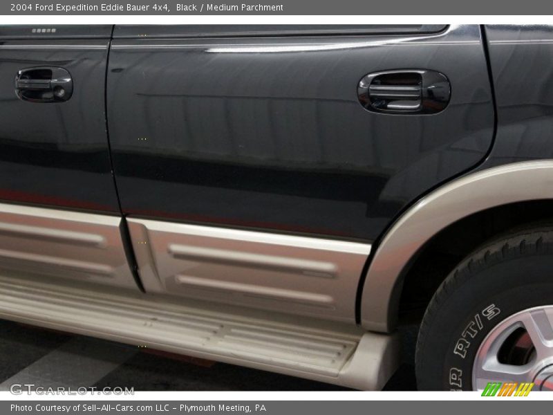 Black / Medium Parchment 2004 Ford Expedition Eddie Bauer 4x4