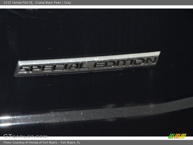 Crystal Black Pearl / Gray 2015 Honda Pilot SE