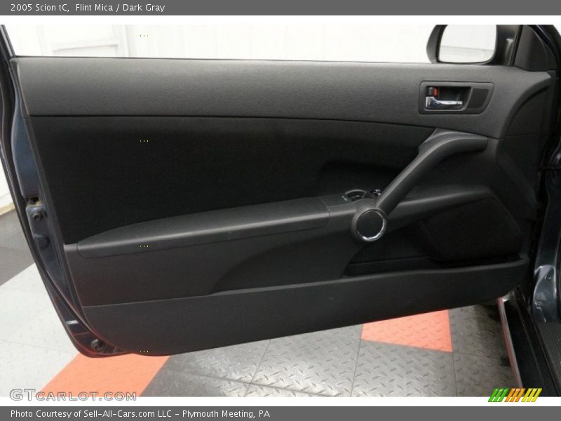 Flint Mica / Dark Gray 2005 Scion tC