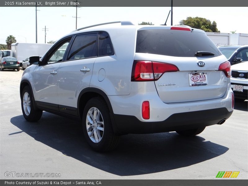 Bright Silver / Black 2015 Kia Sorento LX