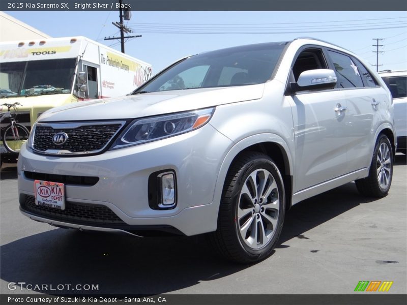 Bright Silver / Black 2015 Kia Sorento SX