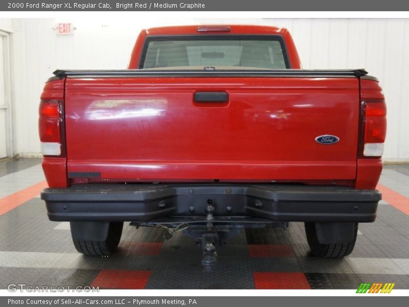 Bright Red / Medium Graphite 2000 Ford Ranger XL Regular Cab