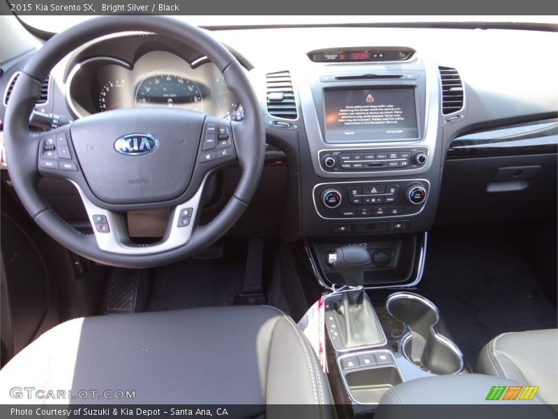 Bright Silver / Black 2015 Kia Sorento SX
