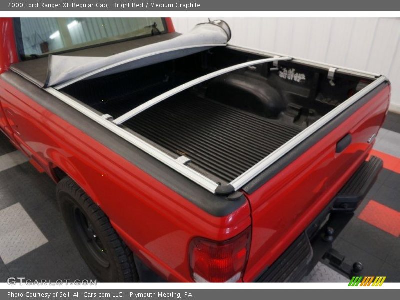 Bright Red / Medium Graphite 2000 Ford Ranger XL Regular Cab