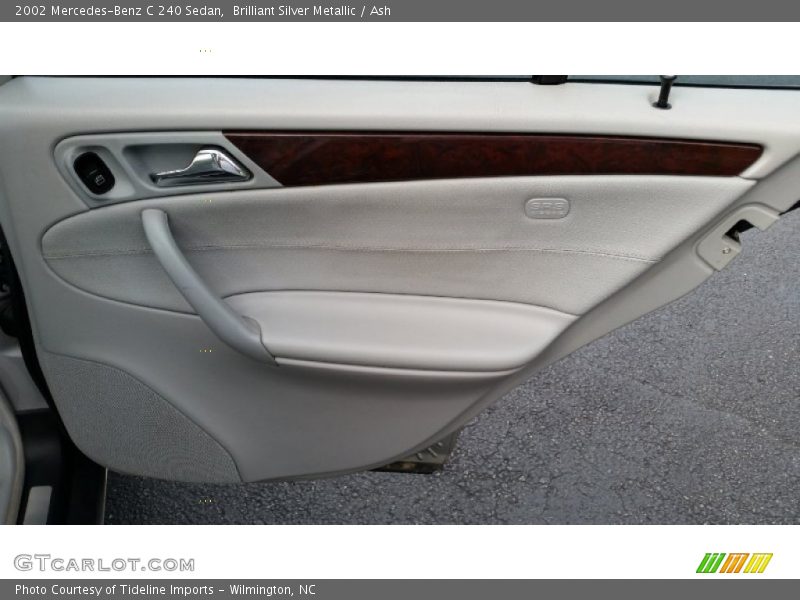 Door Panel of 2002 C 240 Sedan