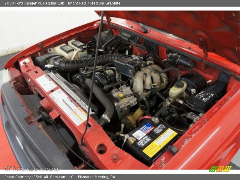 Bright Red / Medium Graphite 2000 Ford Ranger XL Regular Cab