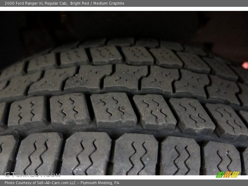 Bright Red / Medium Graphite 2000 Ford Ranger XL Regular Cab