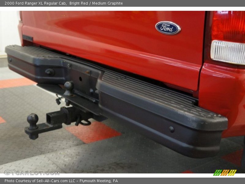Bright Red / Medium Graphite 2000 Ford Ranger XL Regular Cab