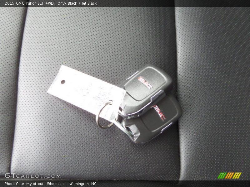 Onyx Black / Jet Black 2015 GMC Yukon SLT 4WD
