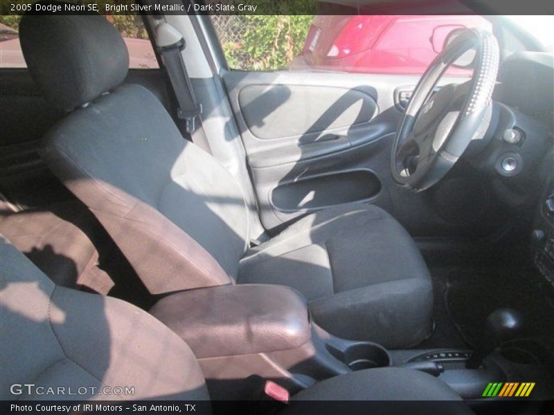 Bright Silver Metallic / Dark Slate Gray 2005 Dodge Neon SE