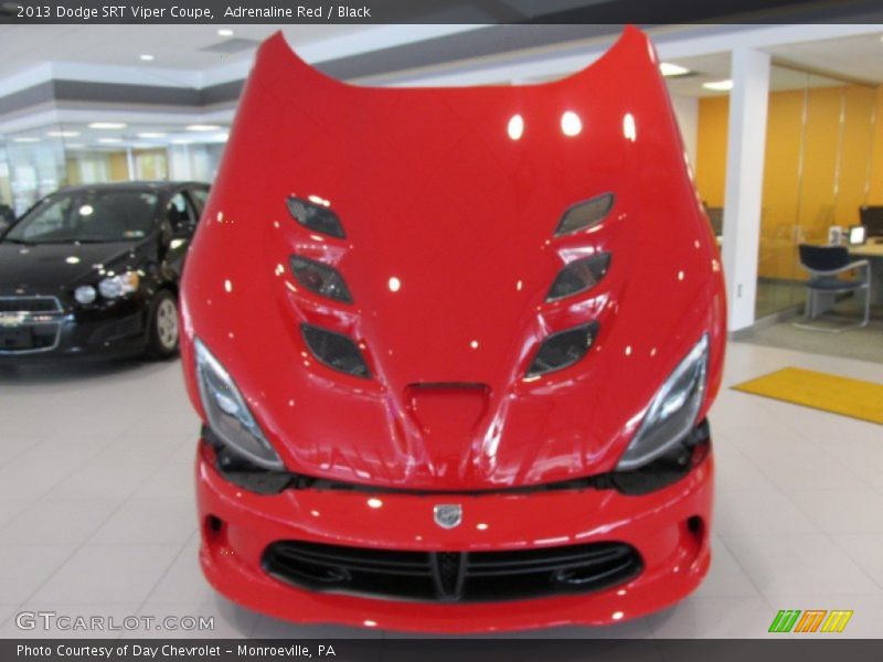 Adrenaline Red / Black 2013 Dodge SRT Viper Coupe