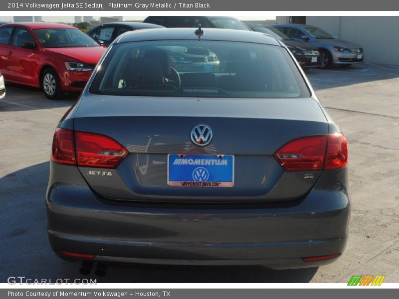 Platinum Gray Metallic / Titan Black 2014 Volkswagen Jetta SE Sedan