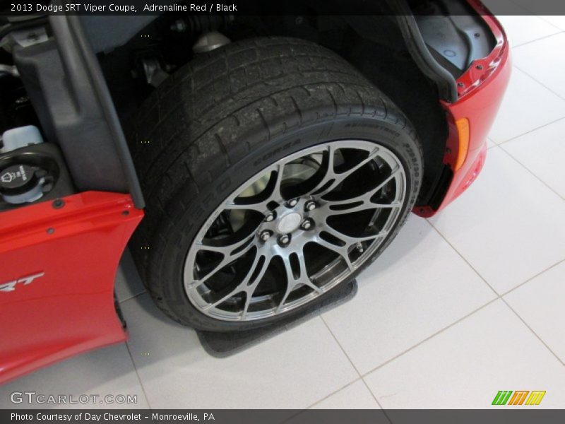  2013 SRT Viper Coupe Wheel