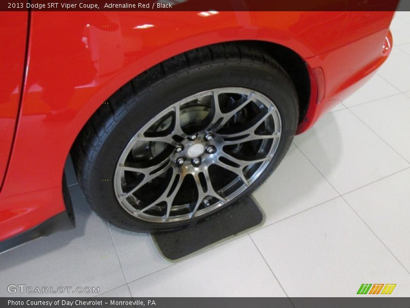  2013 SRT Viper Coupe Wheel