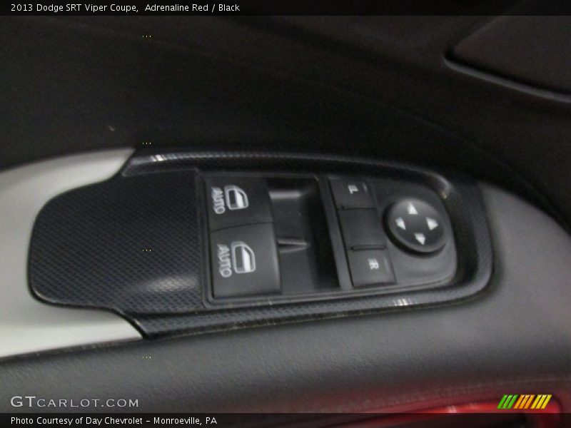 Adrenaline Red / Black 2013 Dodge SRT Viper Coupe