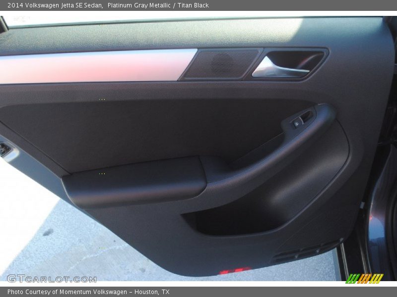 Platinum Gray Metallic / Titan Black 2014 Volkswagen Jetta SE Sedan