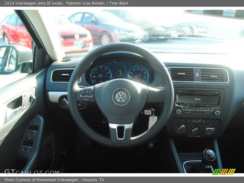 Platinum Gray Metallic / Titan Black 2014 Volkswagen Jetta SE Sedan