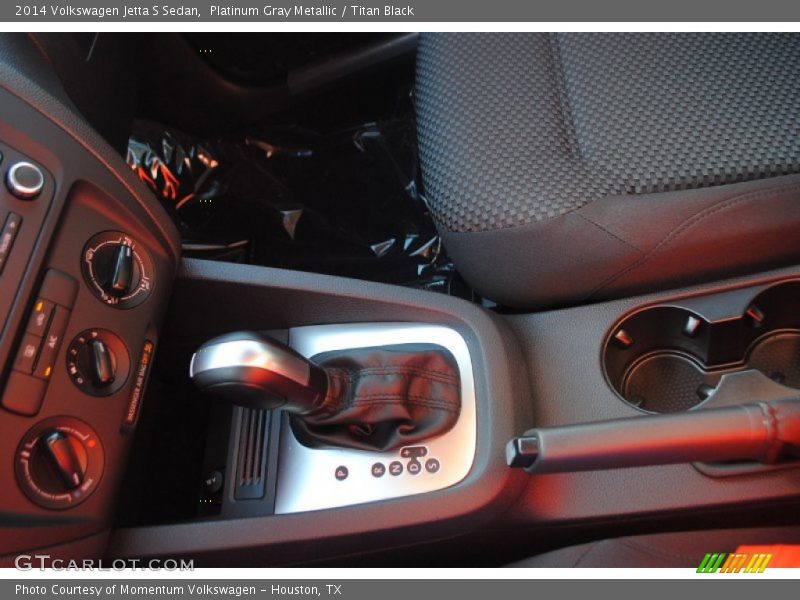 Platinum Gray Metallic / Titan Black 2014 Volkswagen Jetta S Sedan