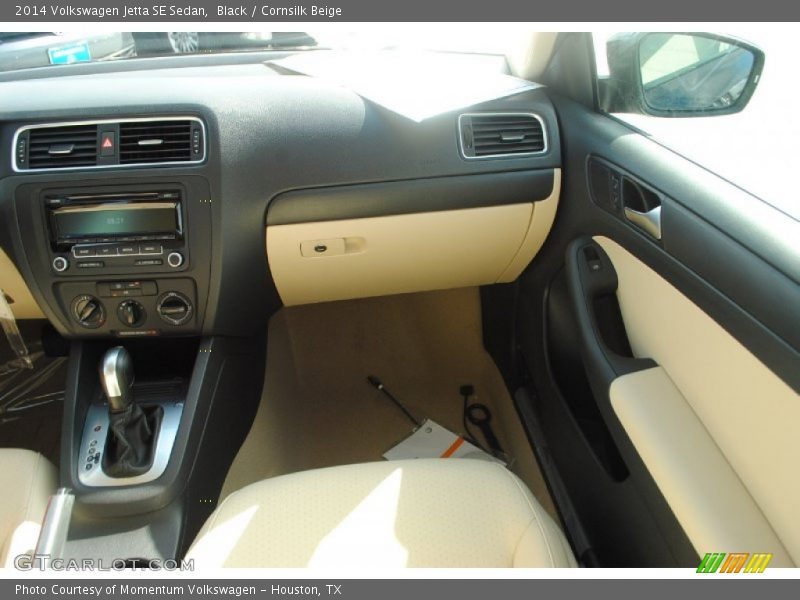 Black / Cornsilk Beige 2014 Volkswagen Jetta SE Sedan