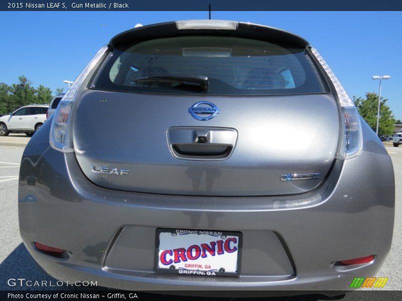 Gun Metallic / Black 2015 Nissan LEAF S