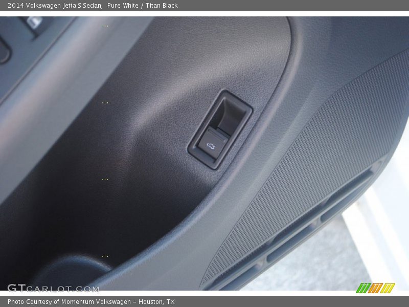 Pure White / Titan Black 2014 Volkswagen Jetta S Sedan
