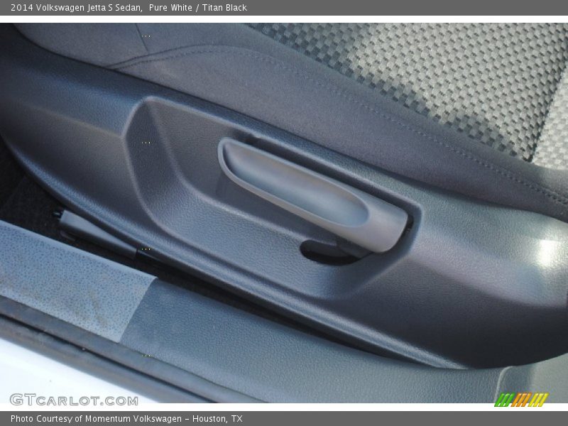 Pure White / Titan Black 2014 Volkswagen Jetta S Sedan