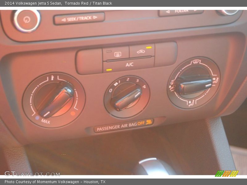 Tornado Red / Titan Black 2014 Volkswagen Jetta S Sedan