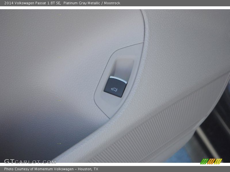 Platinum Gray Metallic / Moonrock 2014 Volkswagen Passat 1.8T SE