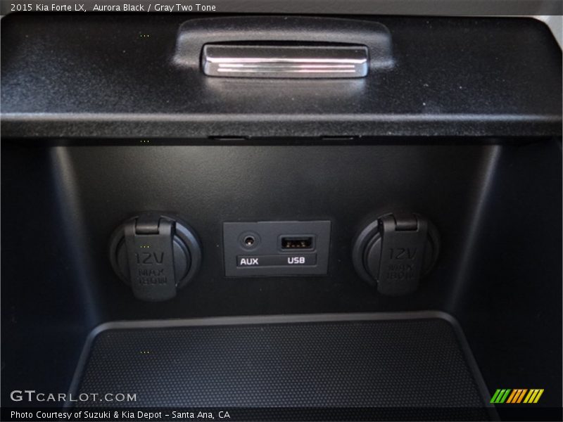 Aurora Black / Gray Two Tone 2015 Kia Forte LX