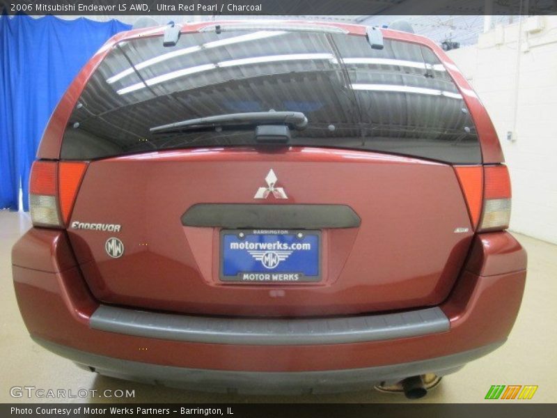Ultra Red Pearl / Charcoal 2006 Mitsubishi Endeavor LS AWD