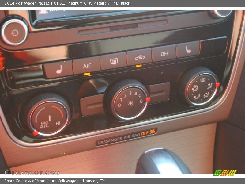 Platinum Gray Metallic / Titan Black 2014 Volkswagen Passat 1.8T SE