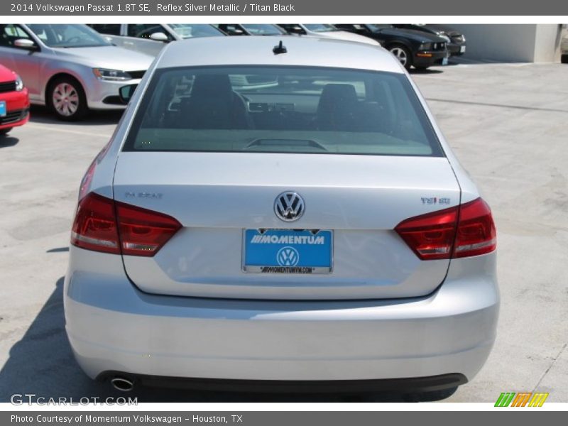 Reflex Silver Metallic / Titan Black 2014 Volkswagen Passat 1.8T SE