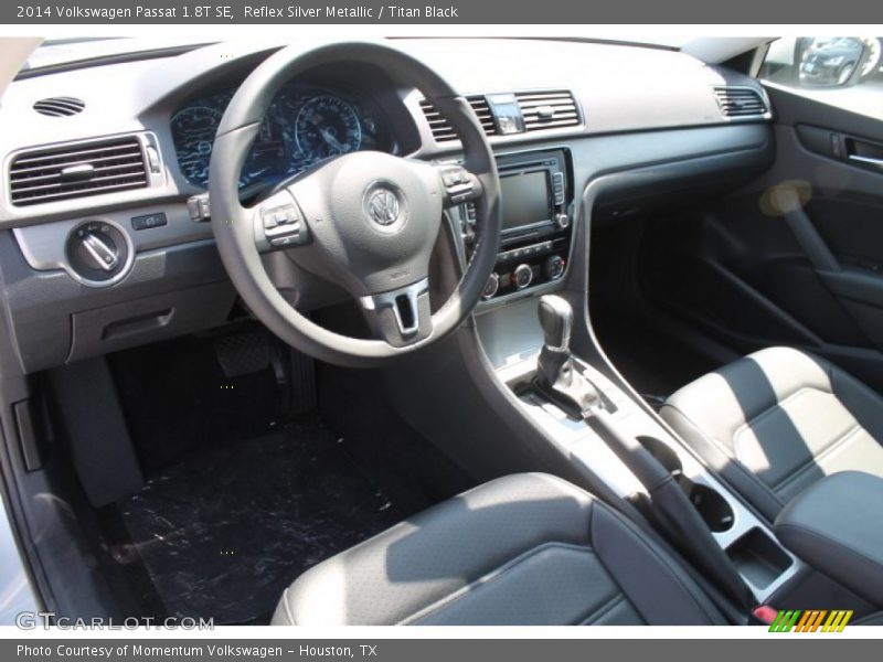 Reflex Silver Metallic / Titan Black 2014 Volkswagen Passat 1.8T SE