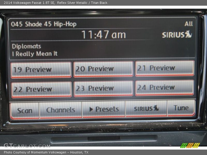 Reflex Silver Metallic / Titan Black 2014 Volkswagen Passat 1.8T SE
