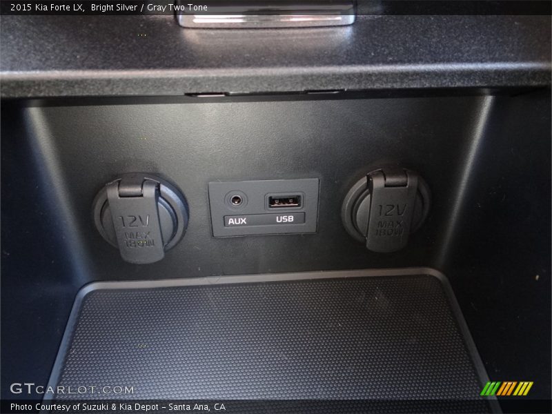 Bright Silver / Gray Two Tone 2015 Kia Forte LX