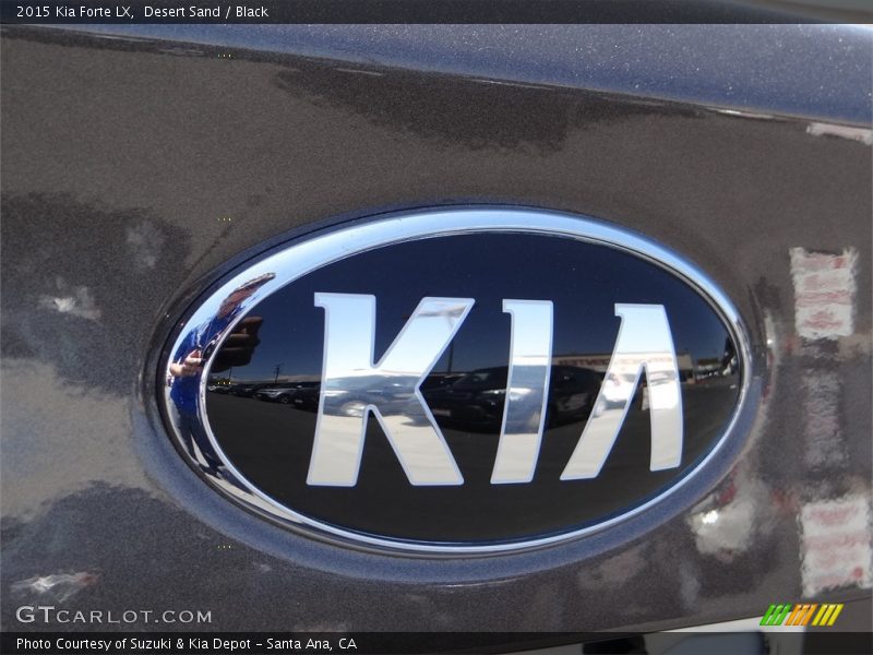 Desert Sand / Black 2015 Kia Forte LX