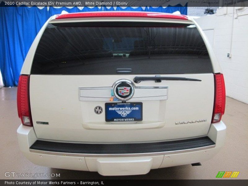 White Diamond / Ebony 2010 Cadillac Escalade ESV Premium AWD