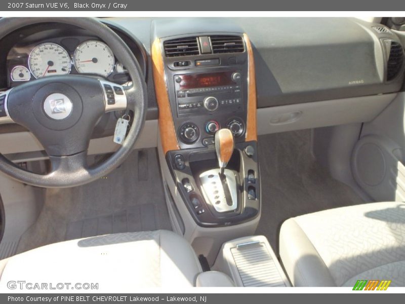 Black Onyx / Gray 2007 Saturn VUE V6