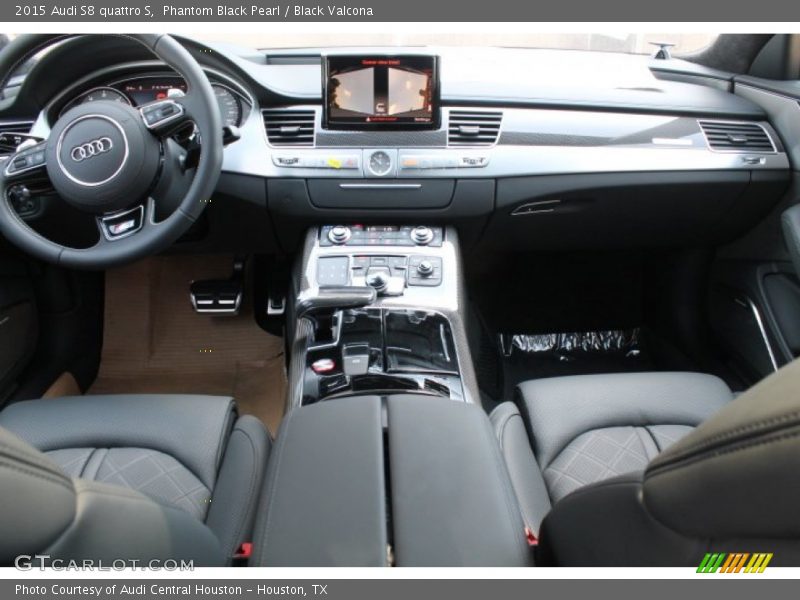 Dashboard of 2015 S8 quattro S