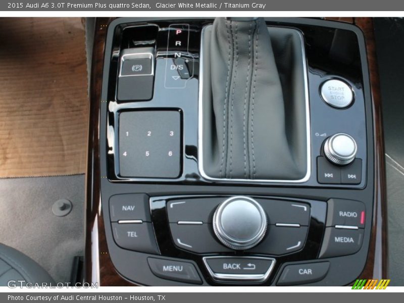 Controls of 2015 A6 3.0T Premium Plus quattro Sedan