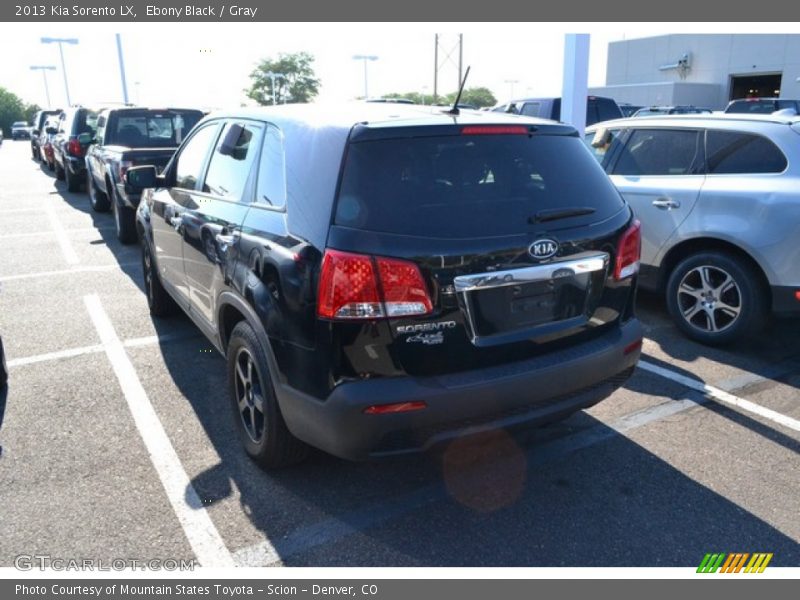 Ebony Black / Gray 2013 Kia Sorento LX