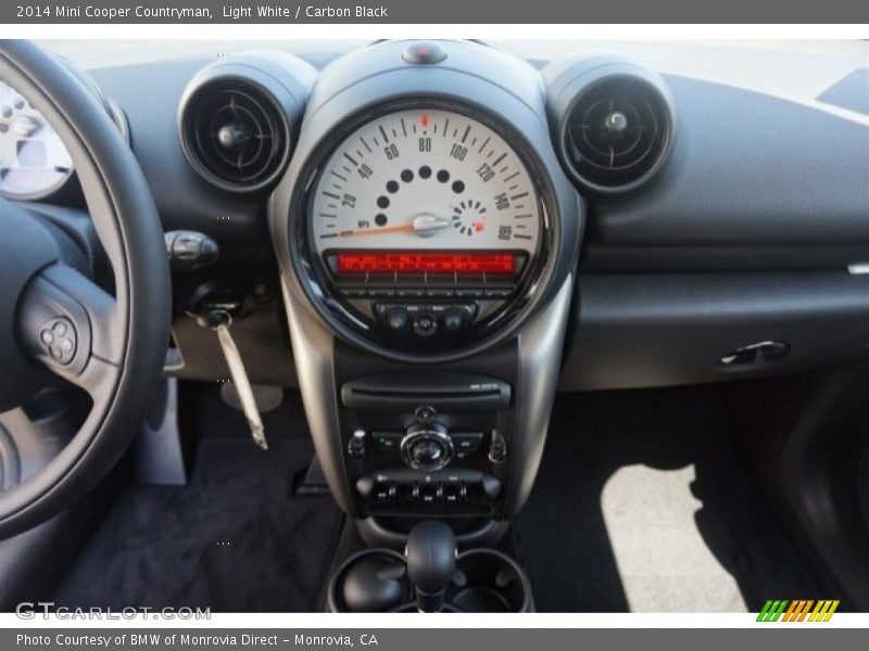 Light White / Carbon Black 2014 Mini Cooper Countryman