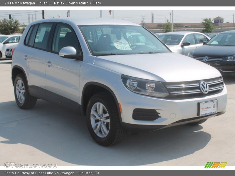 Reflex Silver Metallic / Black 2014 Volkswagen Tiguan S