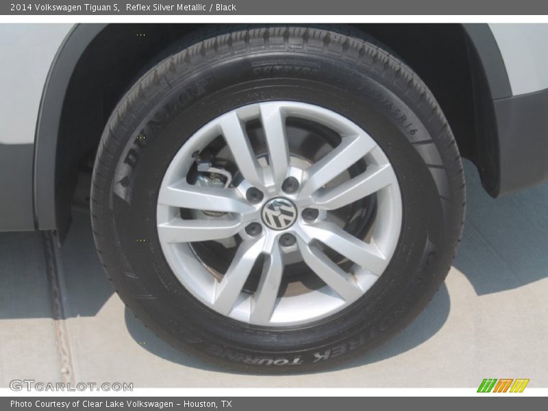 Reflex Silver Metallic / Black 2014 Volkswagen Tiguan S