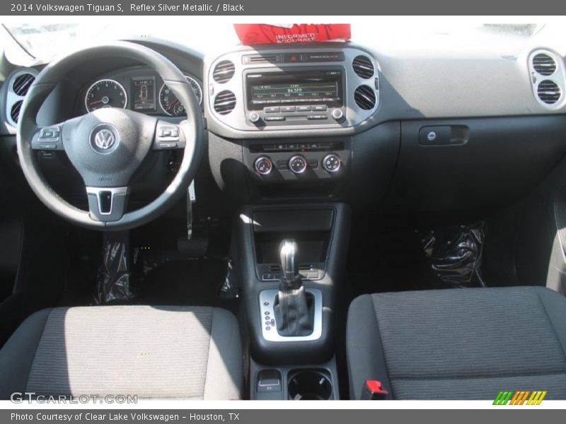 Reflex Silver Metallic / Black 2014 Volkswagen Tiguan S