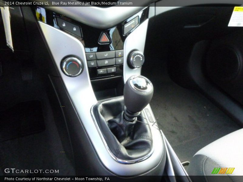 Blue Ray Metallic / Jet Black/Medium Titanium 2014 Chevrolet Cruze LS
