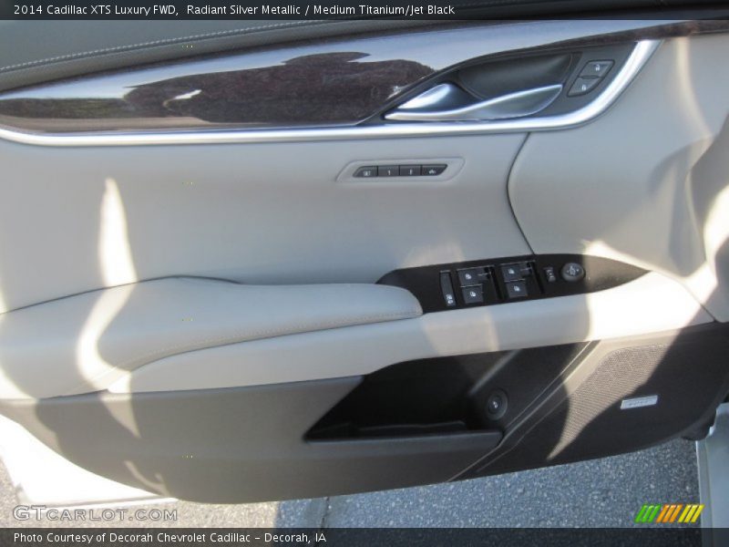 Radiant Silver Metallic / Medium Titanium/Jet Black 2014 Cadillac XTS Luxury FWD