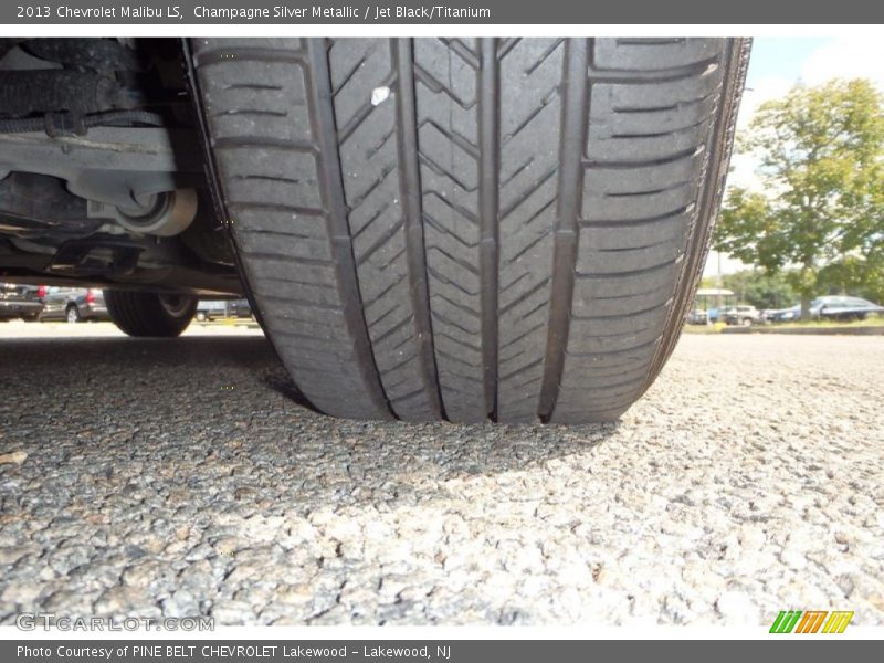 Champagne Silver Metallic / Jet Black/Titanium 2013 Chevrolet Malibu LS